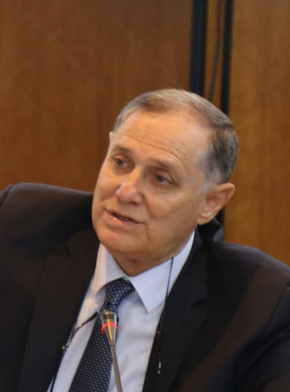 إيران من الإمبراطورية إلى الثورة: أثرها الممتد على العراق وبلاد الشام