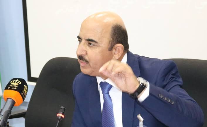 متى يُعتبر 《الجنين》 من ورثة المُؤمّن عليه المُستحقّين؟