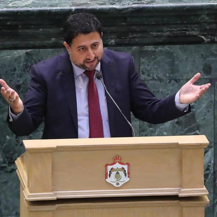 النائب أحمد الرقب يهاجم الملكية الأردنية: التوسع في تجارة الخمور يمسّ هوية الدولة ويستفز الشارع